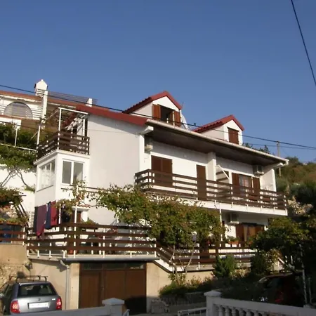 C- Silvija Bs By Interhome * Baška
